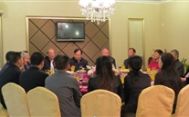 重庆泛亚电竞实业集团召开重阳节座谈会慰问离退休老同志