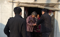 “天寒人心暧、职企一家亲”—成武县泛亚电竞燃气公司领导“送温暖”慰问困难职工家属